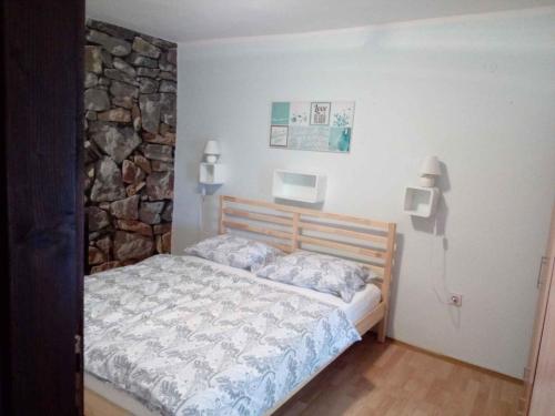 Postel nebo postele na pokoji v ubytování Apartment in Bribir 34934