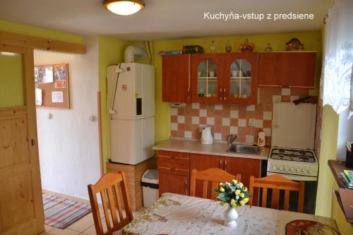Köök või kööginurk majutusasutuses Privat Matej