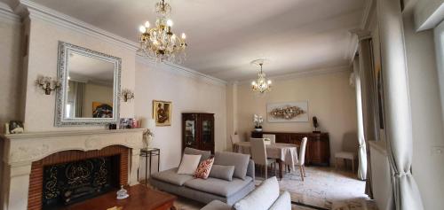 La casa de Margarita y Sisco, Villa avec piscine