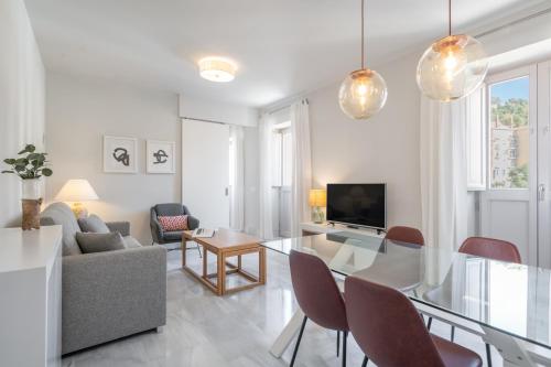 Apartamentos Pinar Málaga Centro - Alcazabilla