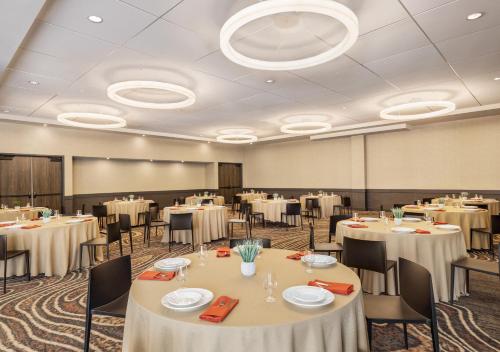 Restoran atau tempat lain untuk makan di Origin Red Rocks, a Wyndham Hotel