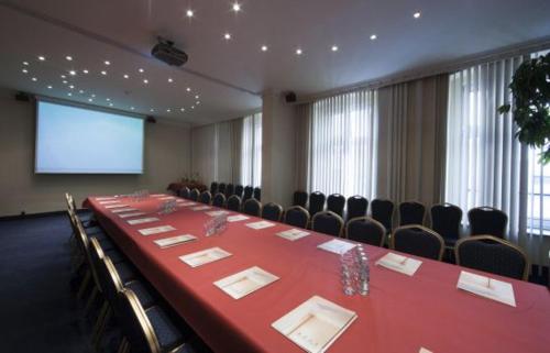 Zona business o sala de conferencias en Hotel Royal