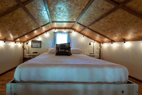 Katil atau katil-katil dalam bilik di The Big Cabin