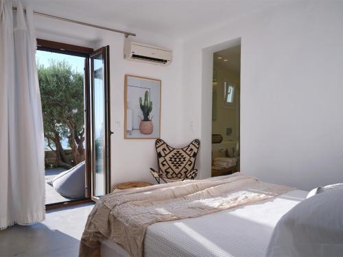 Infinity sea view cosy villa with private pool photo 2