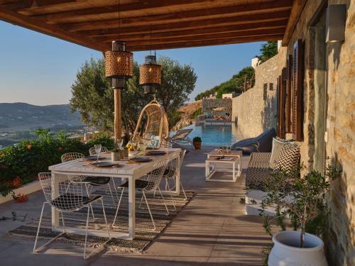 Infinity sea view cosy villa with private pool