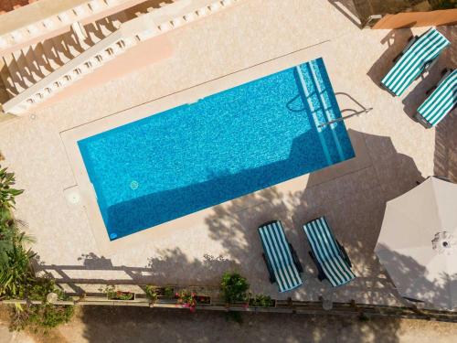 Vista de la piscina de Sa caleta de los gatos o alrededores