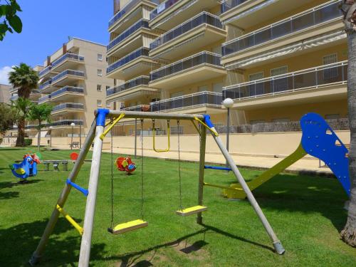 Rentalmar Ventura Village Families
