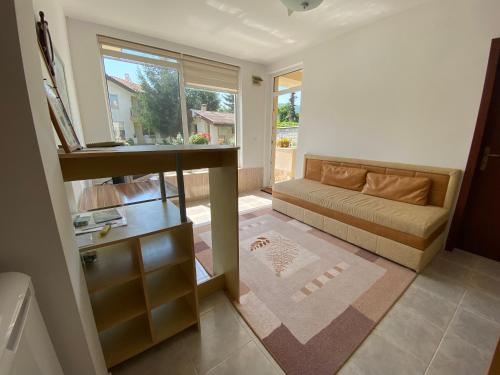 Fotografie z fotogalerie ubytování Apartments in complex Daisy v destinaci Kranevo