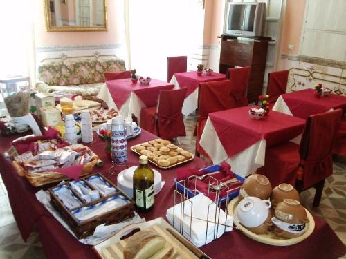 Еда / где поесть недалеко от отеля типа «постель и завтрак»