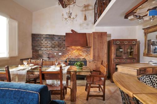 Leoni Suite by Mmega