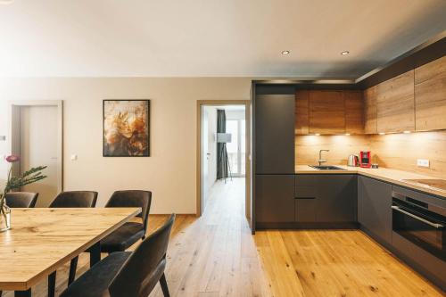 Küche/Küchenzeile in der Unterkunft REMIND Apartements Brixental