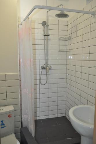 Ванная комната в Hotel Kofeynya Pribrejnaya