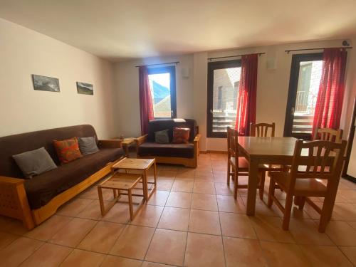 Apartament Àreu - Casa Cerdà, Areu – Prezzi aggiornati per il ...