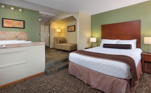 Mountainside Lodge Image