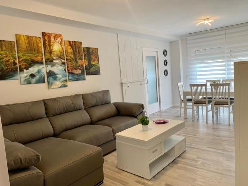 พื้นที่นั่งเล่นของ Apartamento Vilagarcía de Arousa -Playa 7 - Rías Baixas