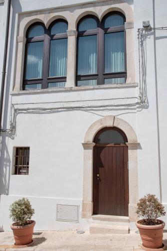 Eine Fassade oder ein Eingang zu Perlage Suite Luxury B&B - Amazing view of Trulli