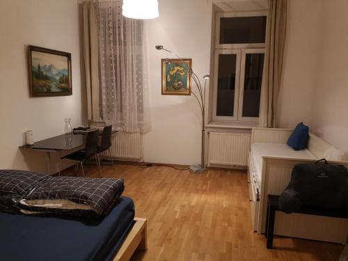 Asian hospitality; offer near Imperial Palace