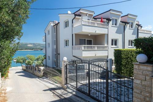 Apartments Tokic, Trogir, Croaţia