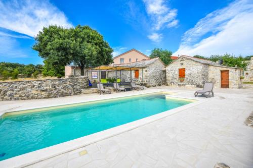 Fotografie z fotogalerie ubytování House Oak Tree v destinaci Medviđa