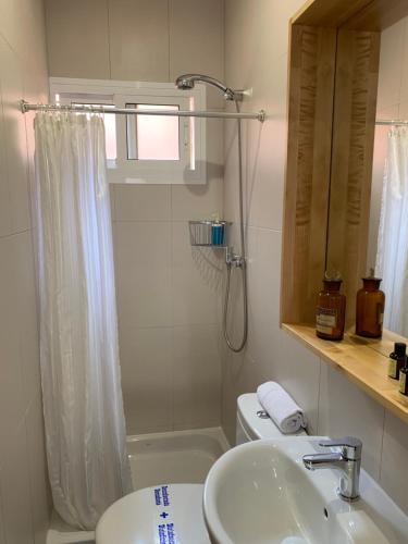 Ванная комната в Oktheway Praza do Conde