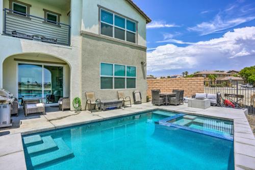 Serene Oasis - Lakeside Living 6 Mi to Coachella!