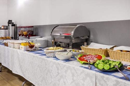 Jídlo v hotelu nebo okolí