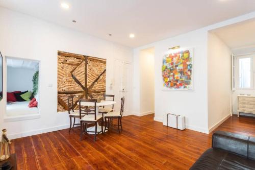 Lisbon Historical Center renewed apartment