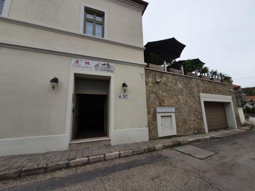 A-M Condominium 8200 Veszprém, Miklós utca 1 kép - 3