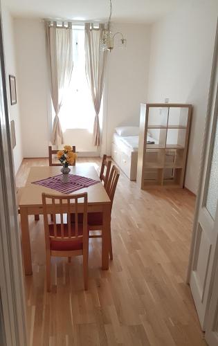 Sobieski Inner Ring Apartments