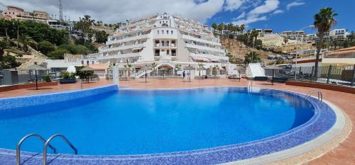 Cozy Sea Views Apartment in Costa Adeje