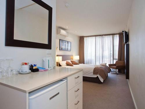 Gallery image of Resort Hotel Room 261 in Torquay