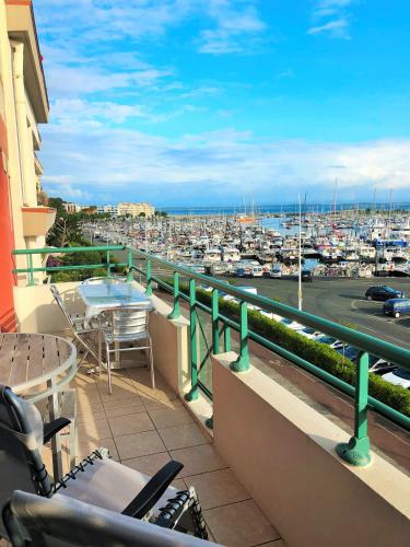 LUCIA appartement standing vue bassin