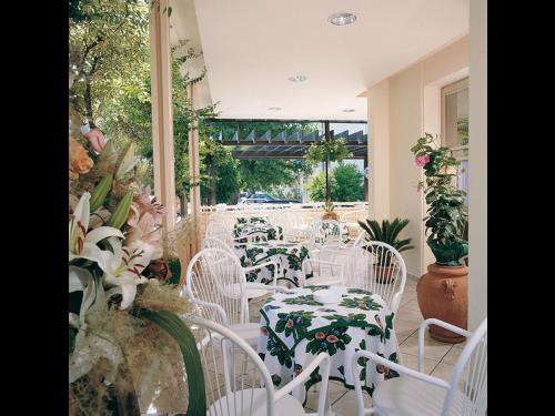 Κήπος έξω από το Hotel Emma Nord