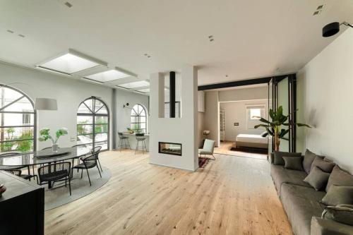 Ex Artist Studio Loft near Piazzale Michelangelo
