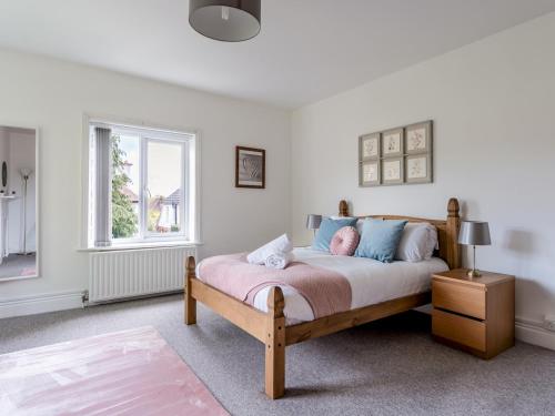 Pass the Keys Lovely 2bed spacious bright apartment Queens Park