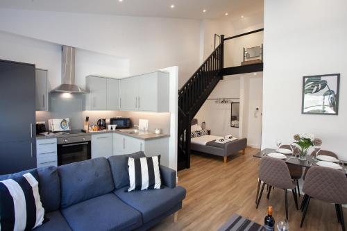 Modern New York style Duplex in Manchester By Pillo Rooms, Manchester, Marea Britanie