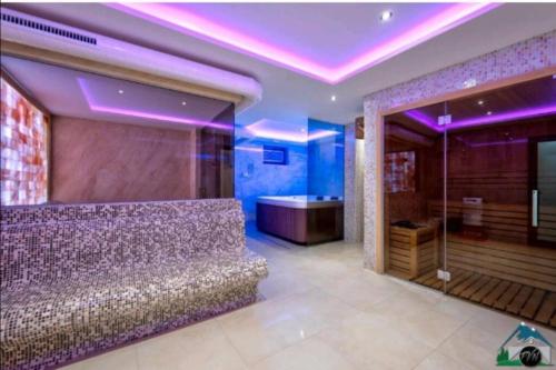 Photo de la galerie de l'établissement Zlatibor Apartman & Spa Casa Perfetta, à Zlatibor