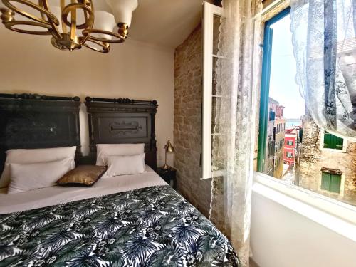 Ảnh trong thư viện ảnh của L&L Rooms Royal ở Šibenik