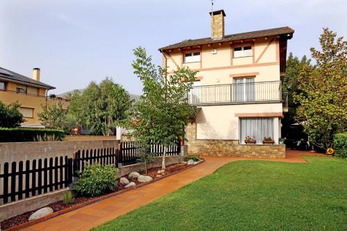 Casa Escardill, La Seu dUrgell – Precios 2022 actualizados