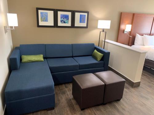 Ruang duduk di Comfort Suites West Monroe near Ike Hamilton Expo Center