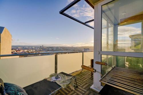 Riazor Bay by TheBlueWaveApartments (España A Coruña ...