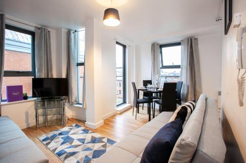 Spacious Apartment in Northern Quarter with Private Balcony, Manchester (CT), United Kingdom