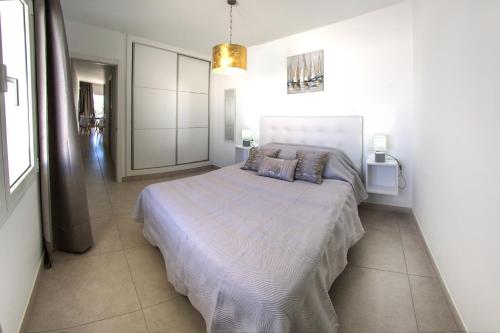 Afbeelding uit fotogalerij van Luxury Senator Apartments in Costa Teguise