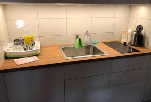 Sara apartment Punta Omis near sandy beach