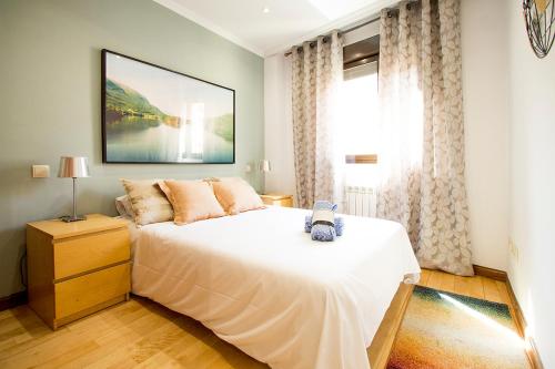 Gallery image of Apartamentos Adelfas in Madrid