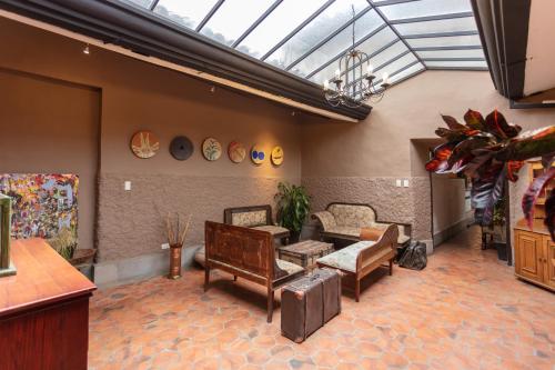 Χώρος καθιστικού στο Hotel Casa Merced