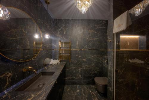 Ένα μπάνιο στο Luxury Del Sol Apartments Świnoujście