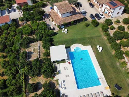 Agriturismo Trappeto Vecchioの敷地内または近くにあるプール