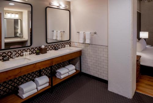The Last Hotel Image