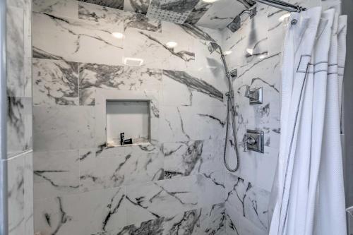 Kúpeľňa v ubytovaní Narragansett Escape by Narrow River and Beaches